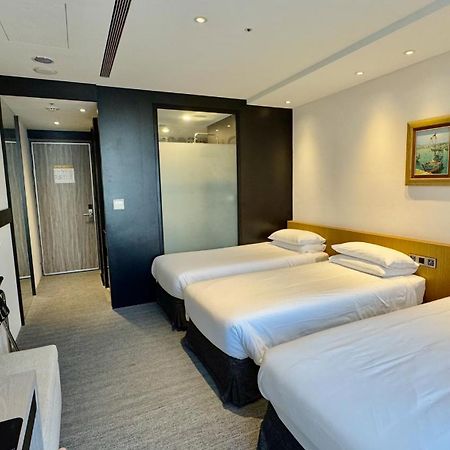 Royal Roi Hotel Taichung Exterior foto