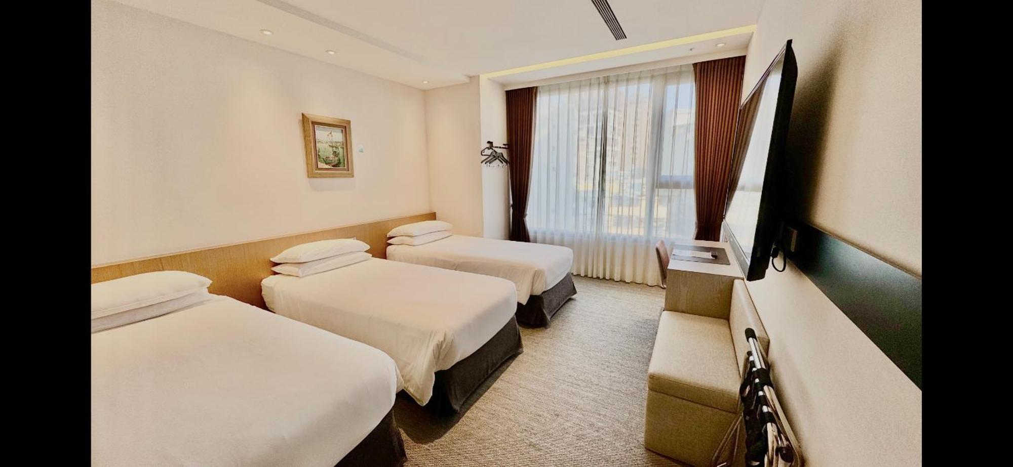 Royal Roi Hotel Taichung Exterior foto